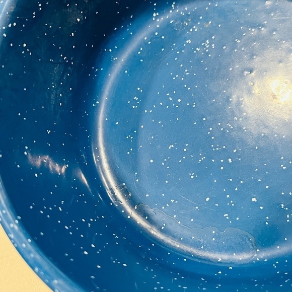 Vintage Enamelware Sauce Pan Blue White Speckle 1 Qt Primitive Camping Farmhouse - Picture 2 of 7